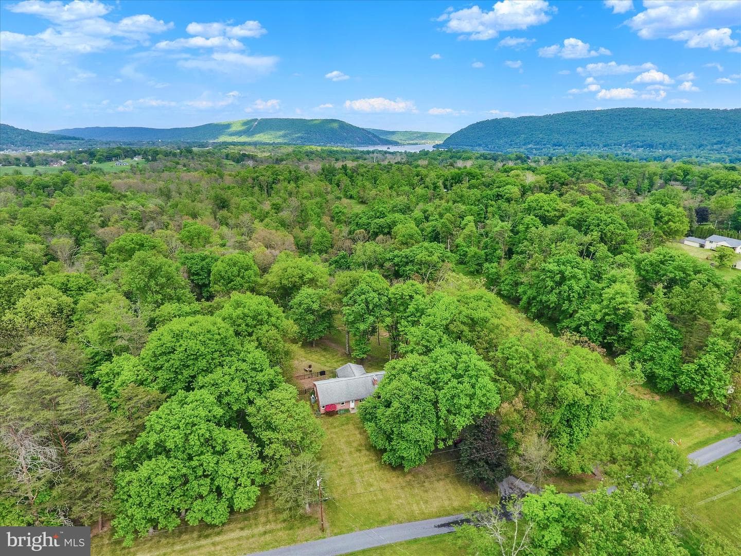 1401 La Carr Lane photo 45