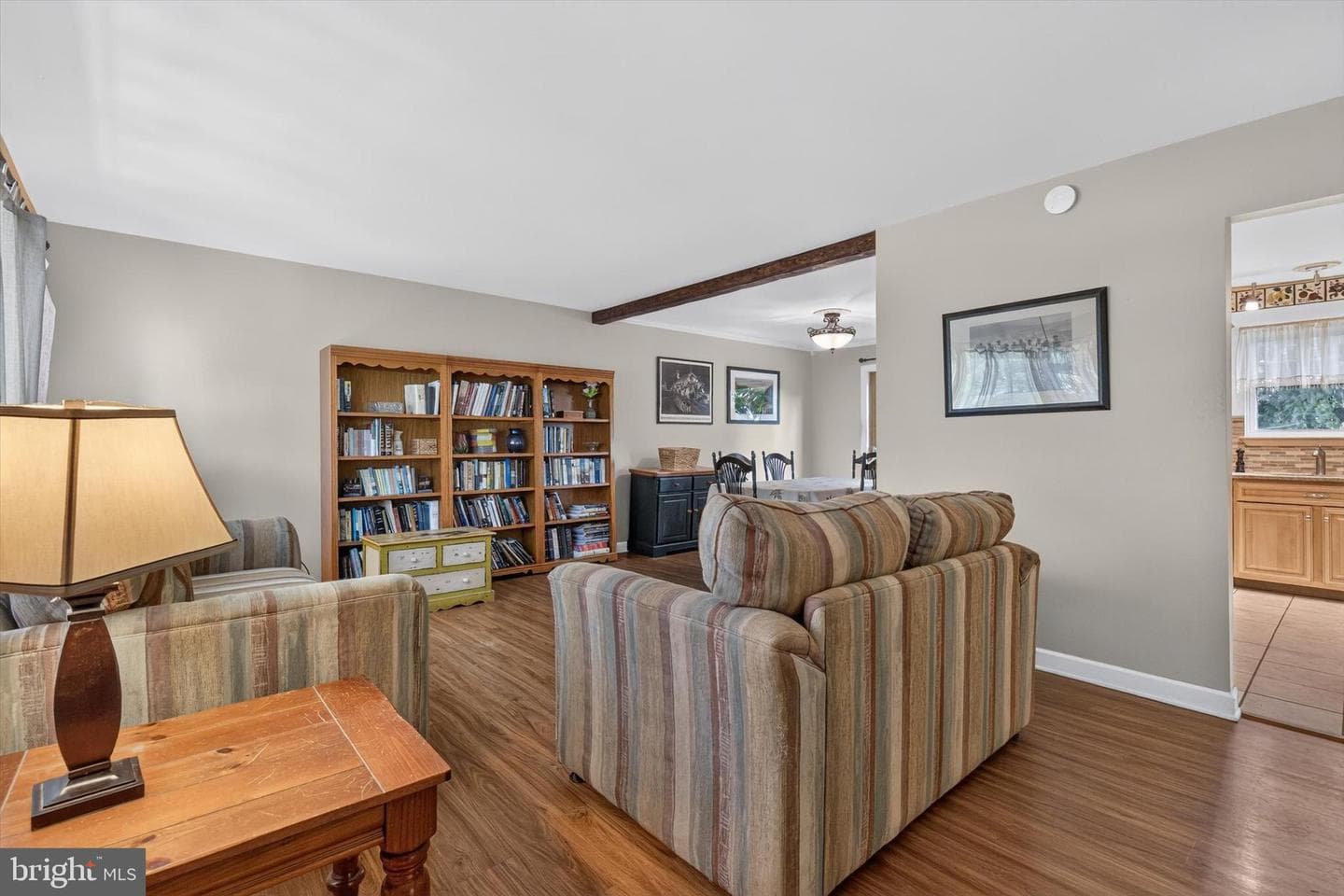 826 Lark Drive photo 6