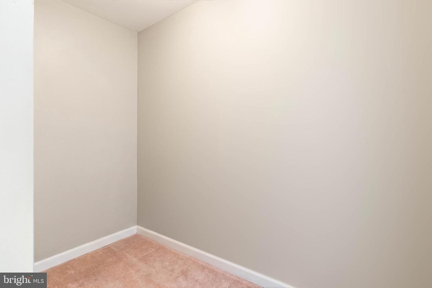 1221 Jill Drive photo 32