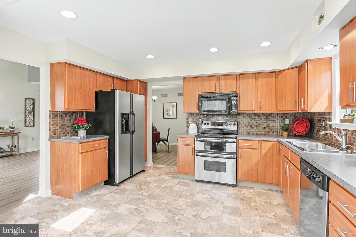 6109 Summit Pointe Drive photo 14