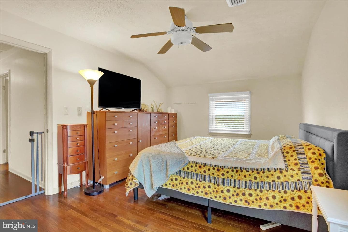 429 N Scenic Road photo 19