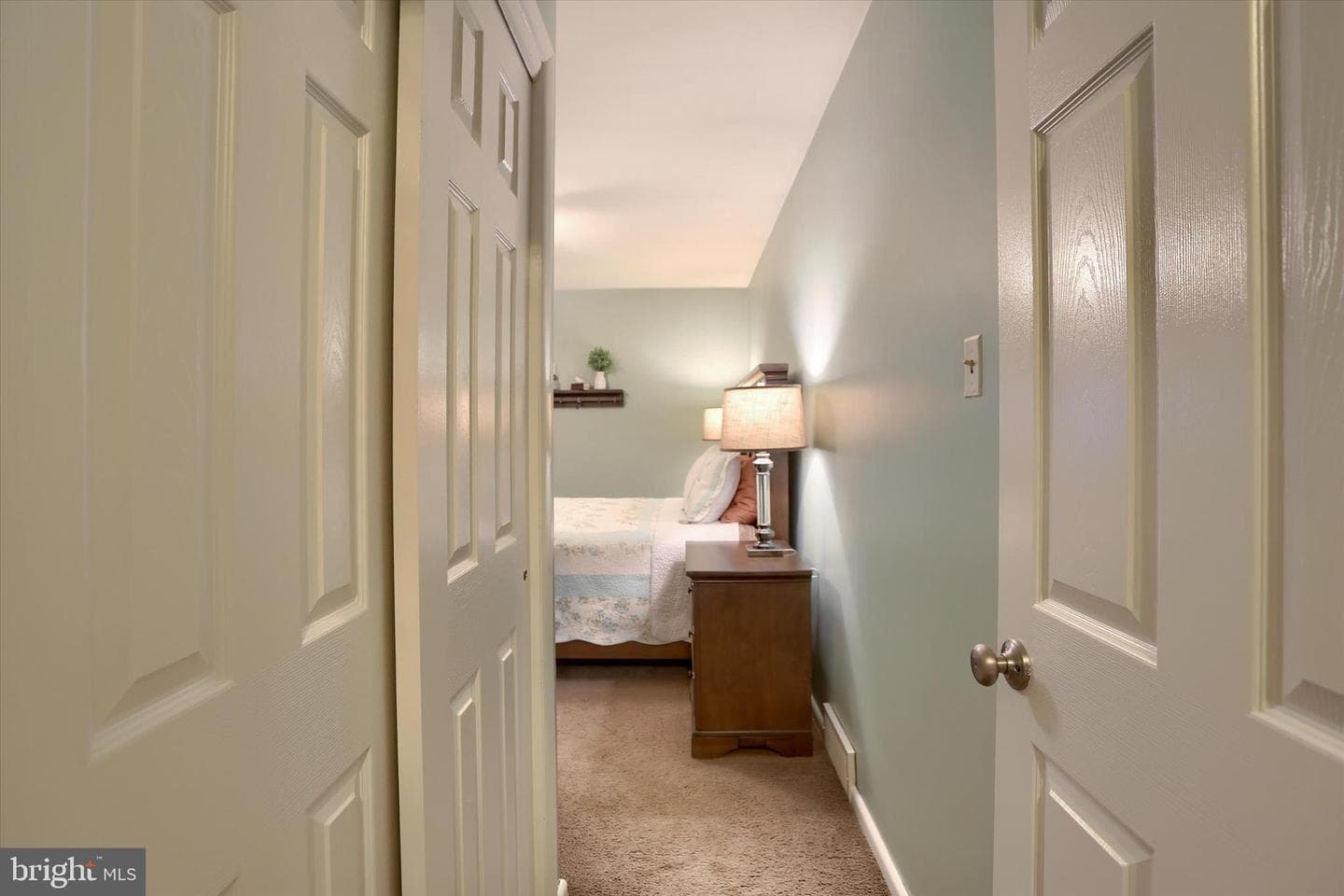 501 Clinton Road photo 18