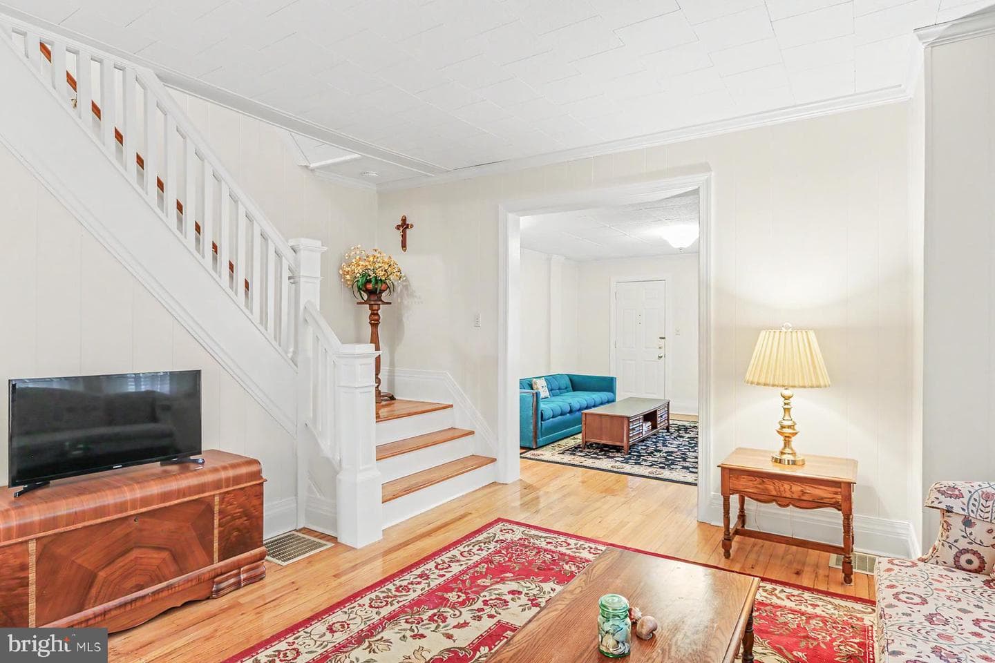 686 Highland Street photo 12
