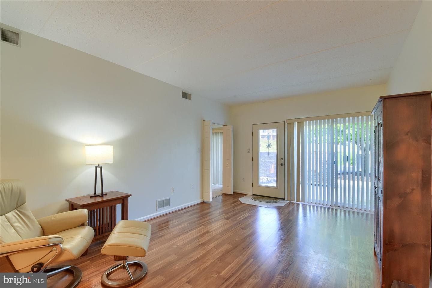 1105 Cherrington Drive photo 6