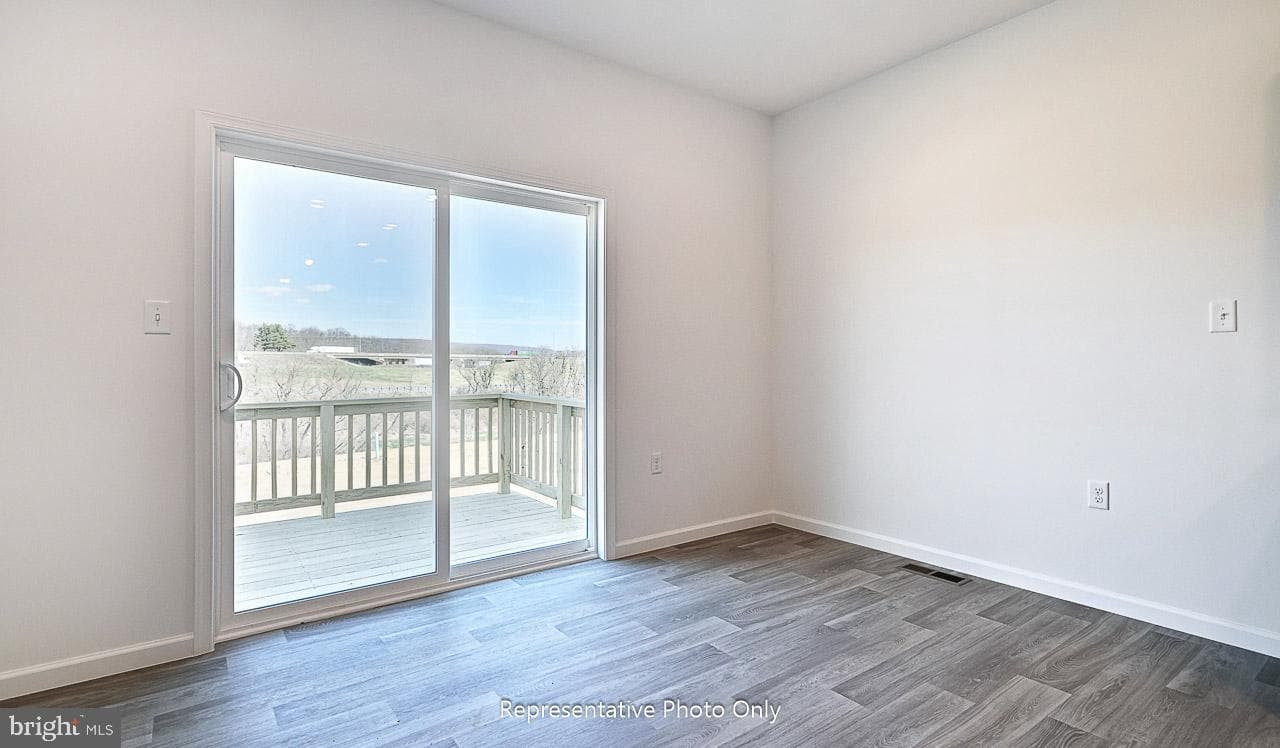 7833 Oak Brook Drive photo 21