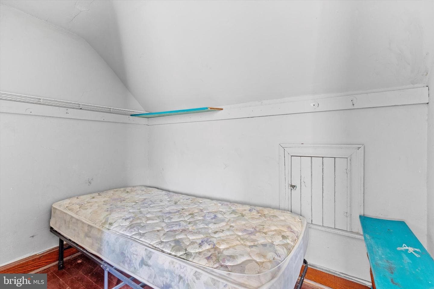 241 Maclay Street photo 17