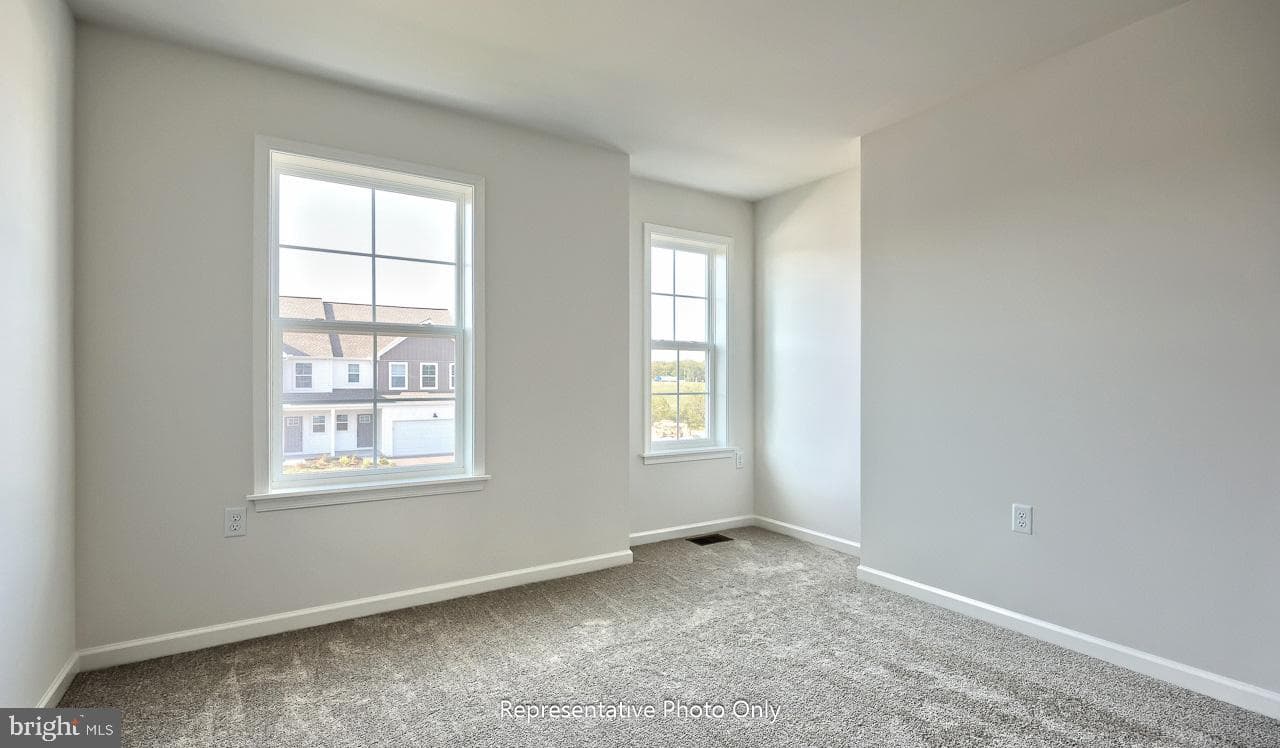 7850 Oak Brook Drive photo 16