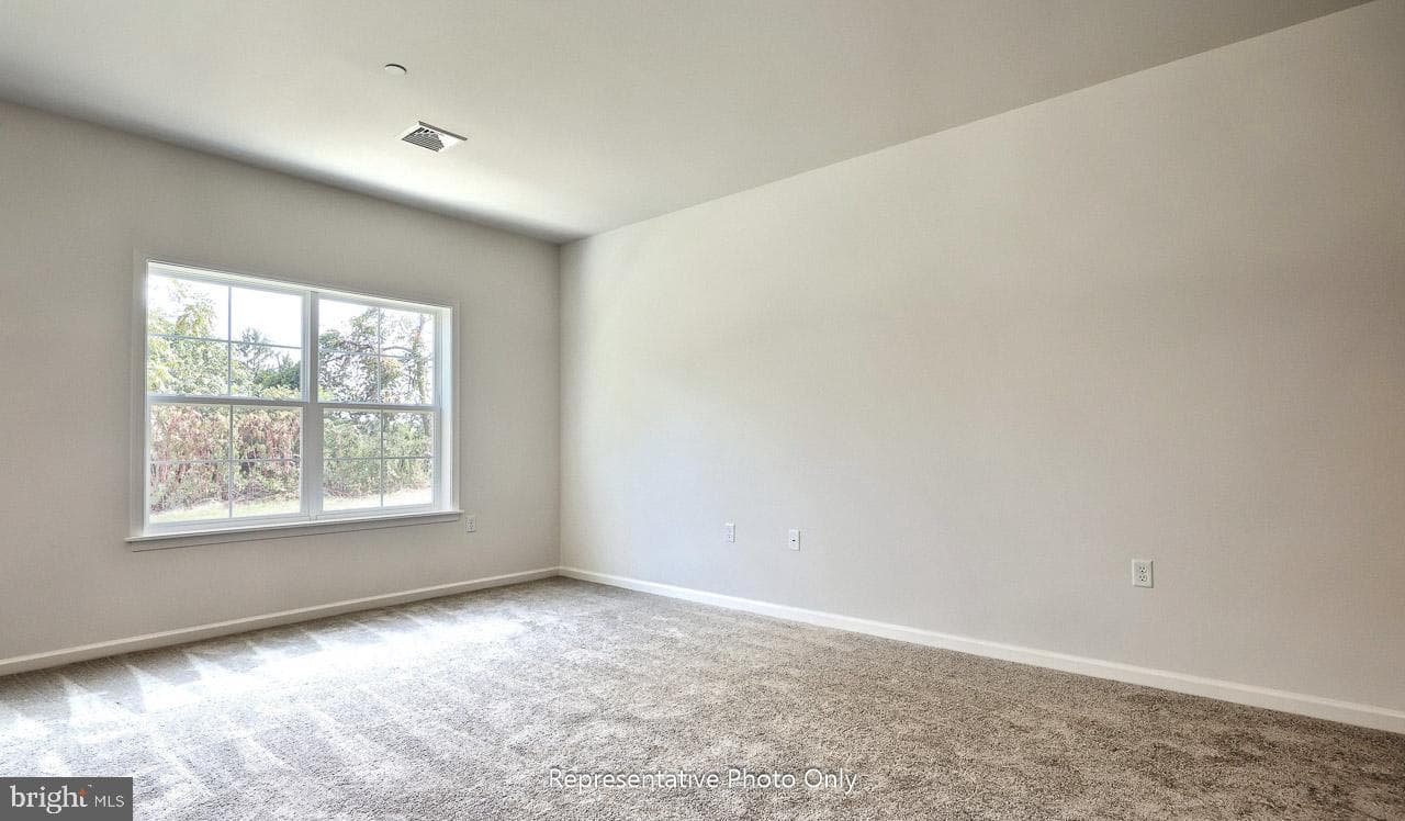 7854 Oak Brook Drive photo 6