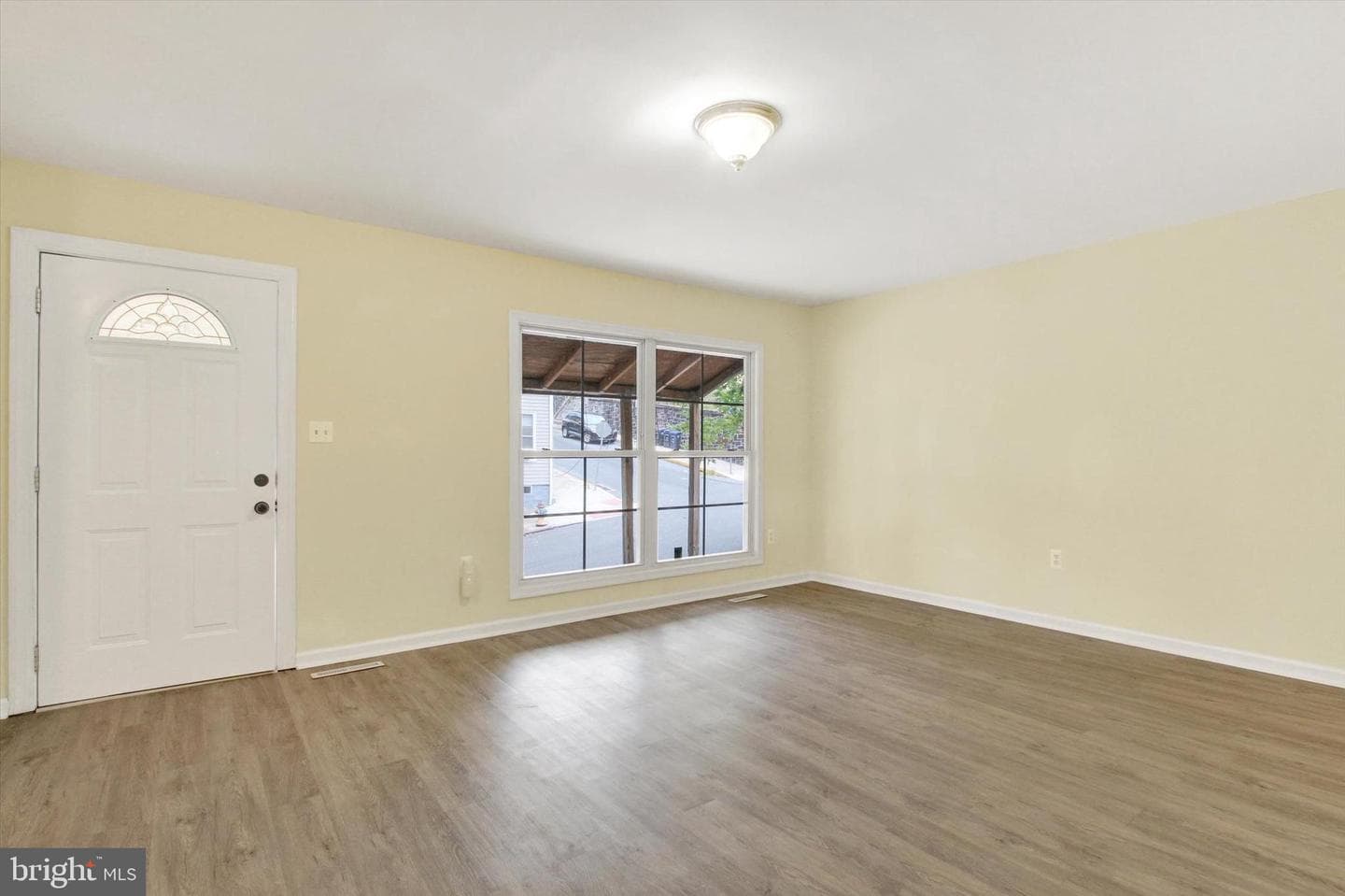 108 Walnut Street photo 2