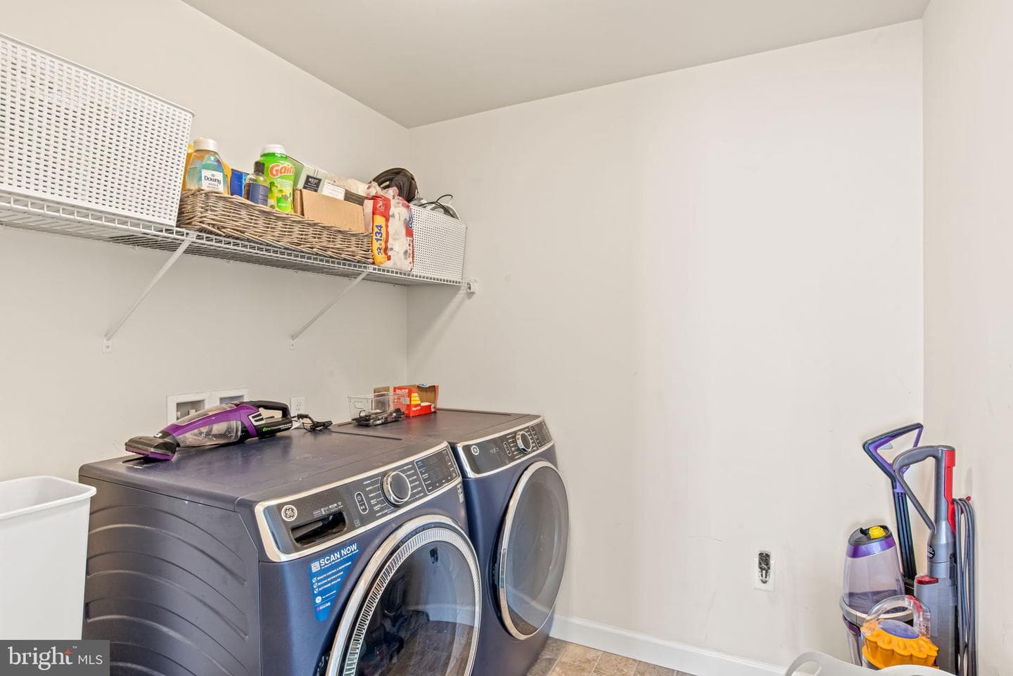 150 Sage Boulevard photo 32