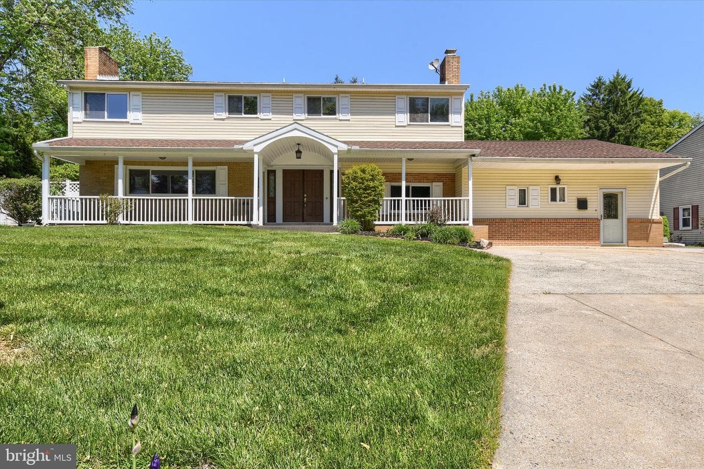 6100 Driftwood Drive photo 1