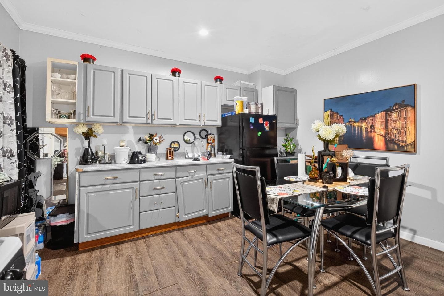 1348 Vernon Street photo 5