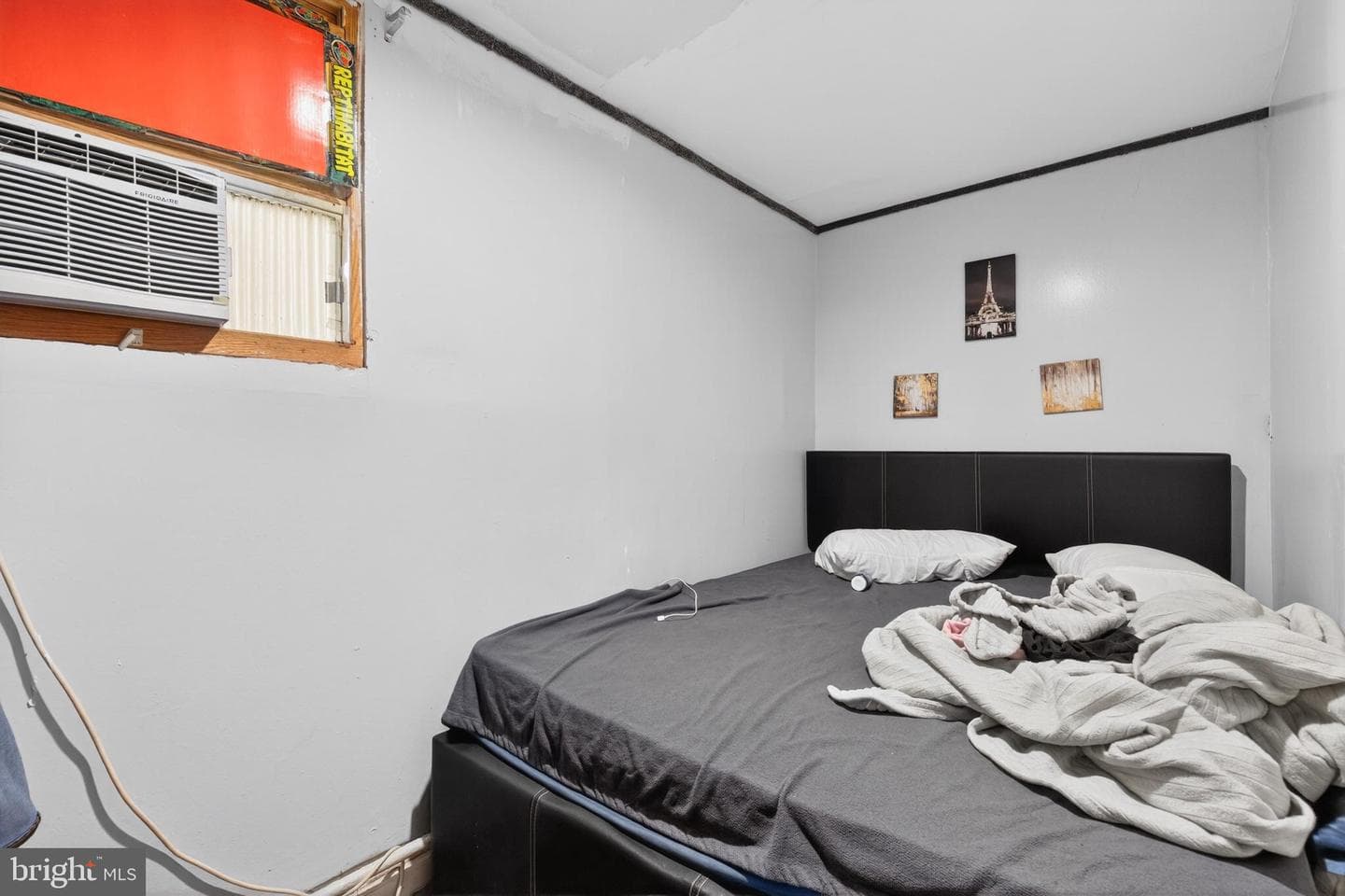 1348 Vernon Street photo 9