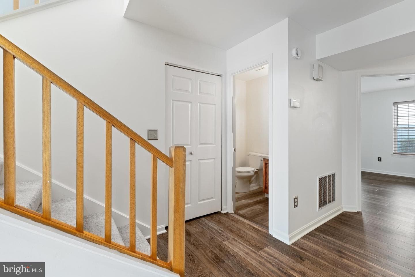 2046 Wexford Road photo 10