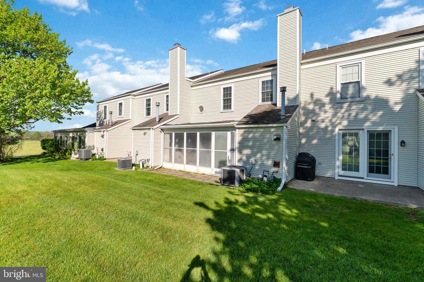 2046 Wexford Road photo 29