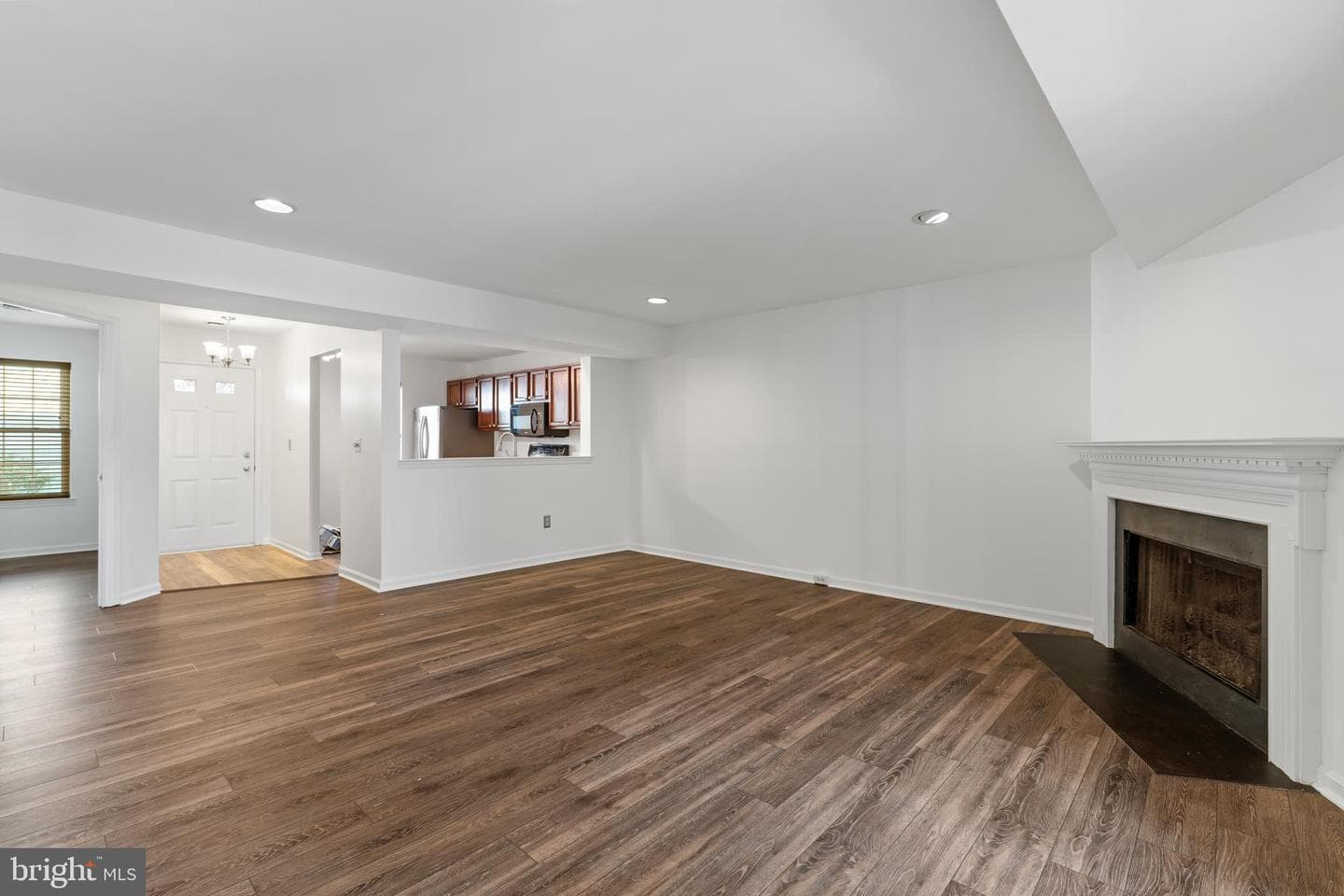 2046 Wexford Road photo 9