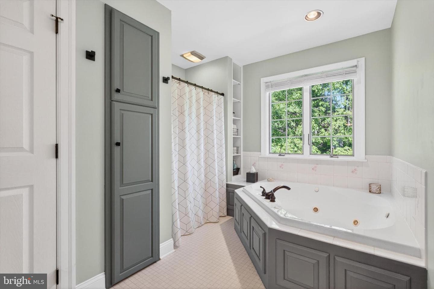1624 Saddle Lane photo 23