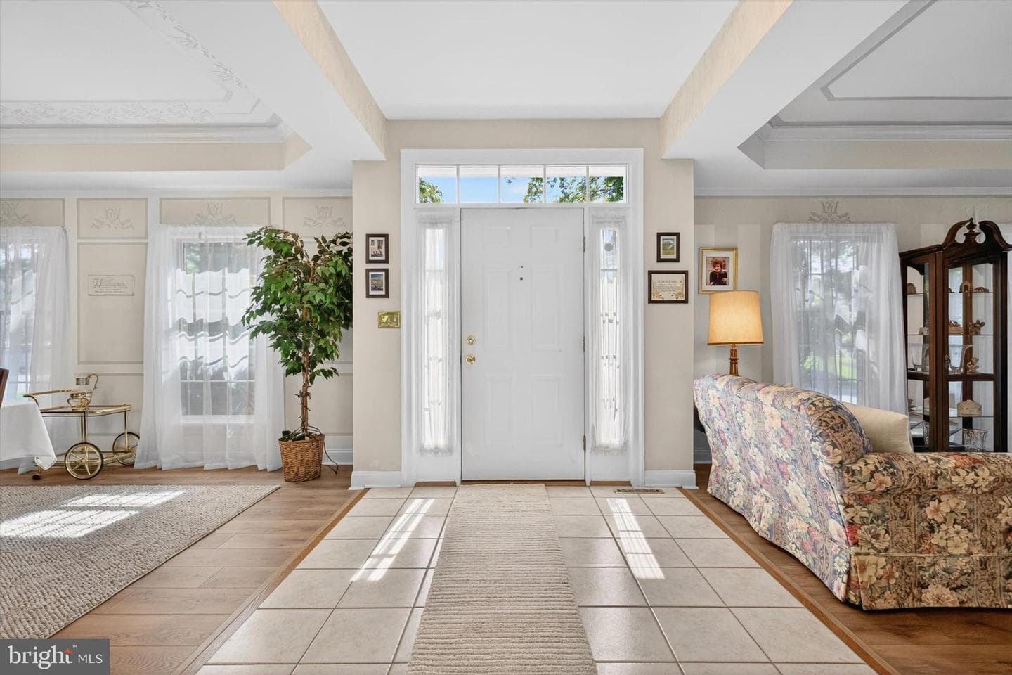 1624 Saddle Lane photo 4