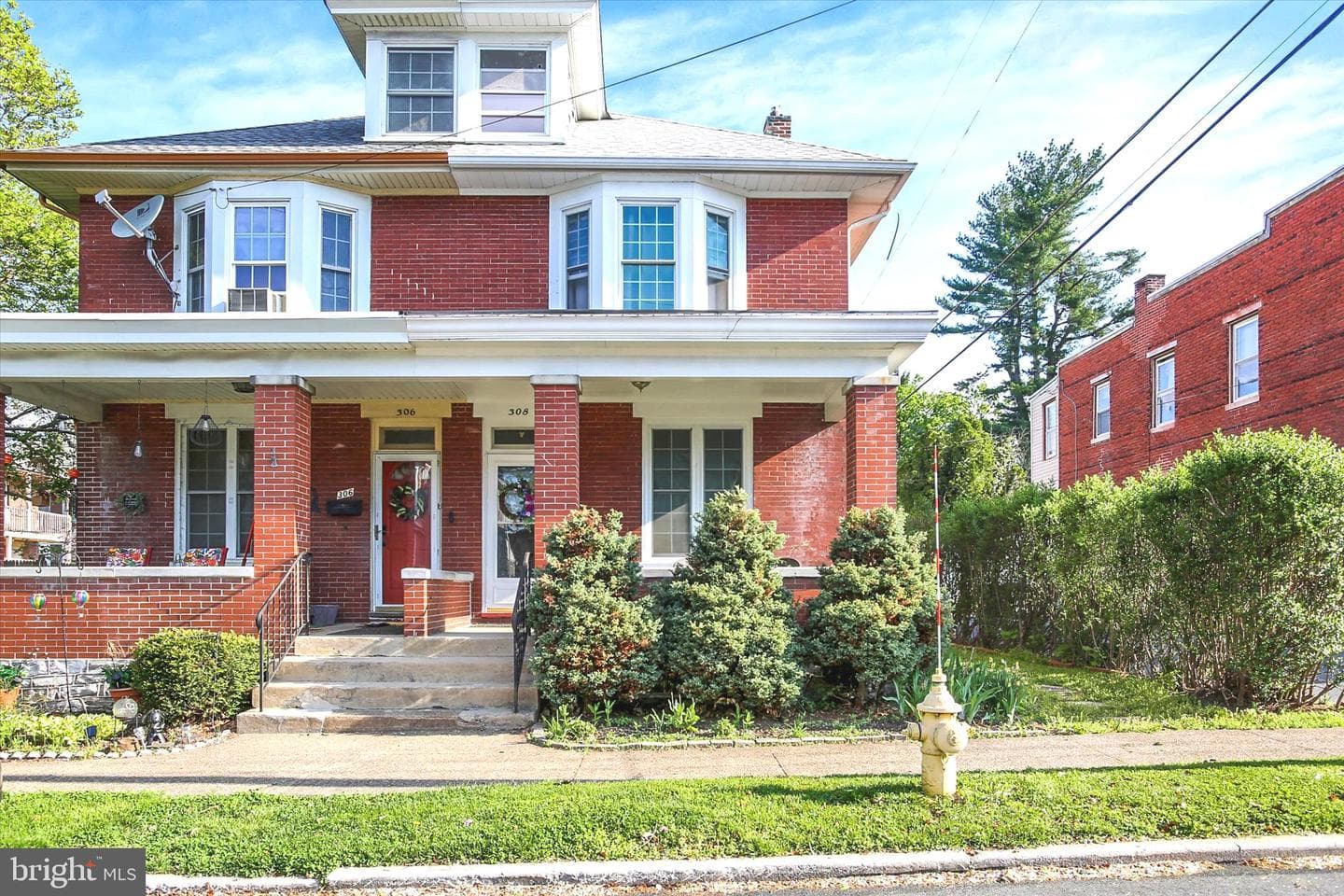 308 Lewis Street photo 1
