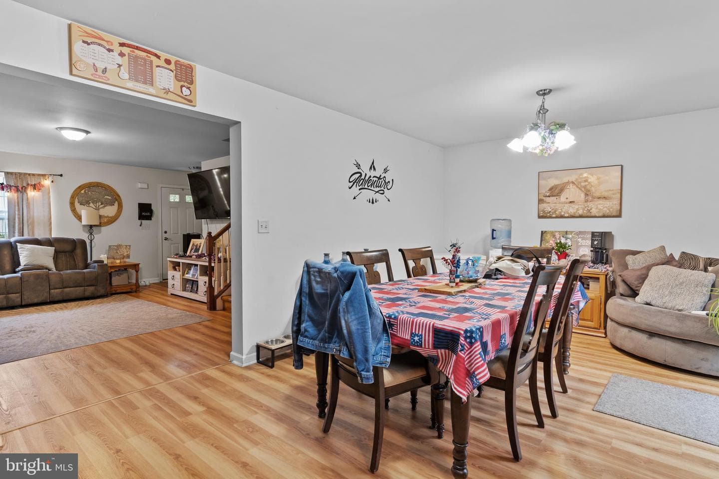 153 Mapleton Boulevard photo 14