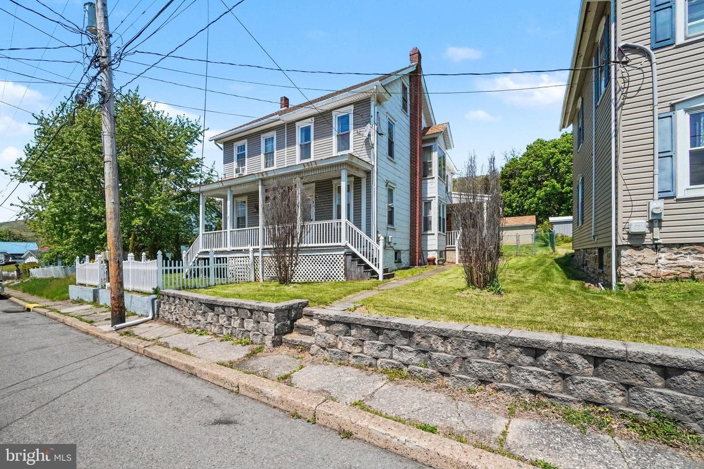 610 Pottsville Street photo 2