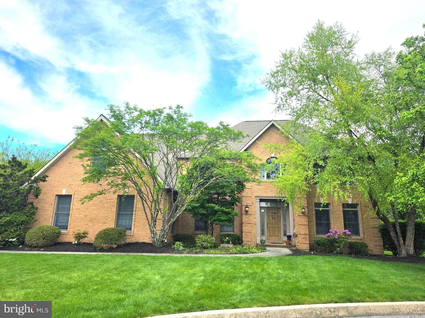 4106 Kingswood Court photo 1