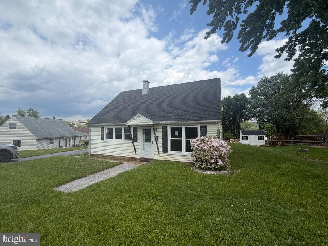 1058 N Pine Street photo 1
