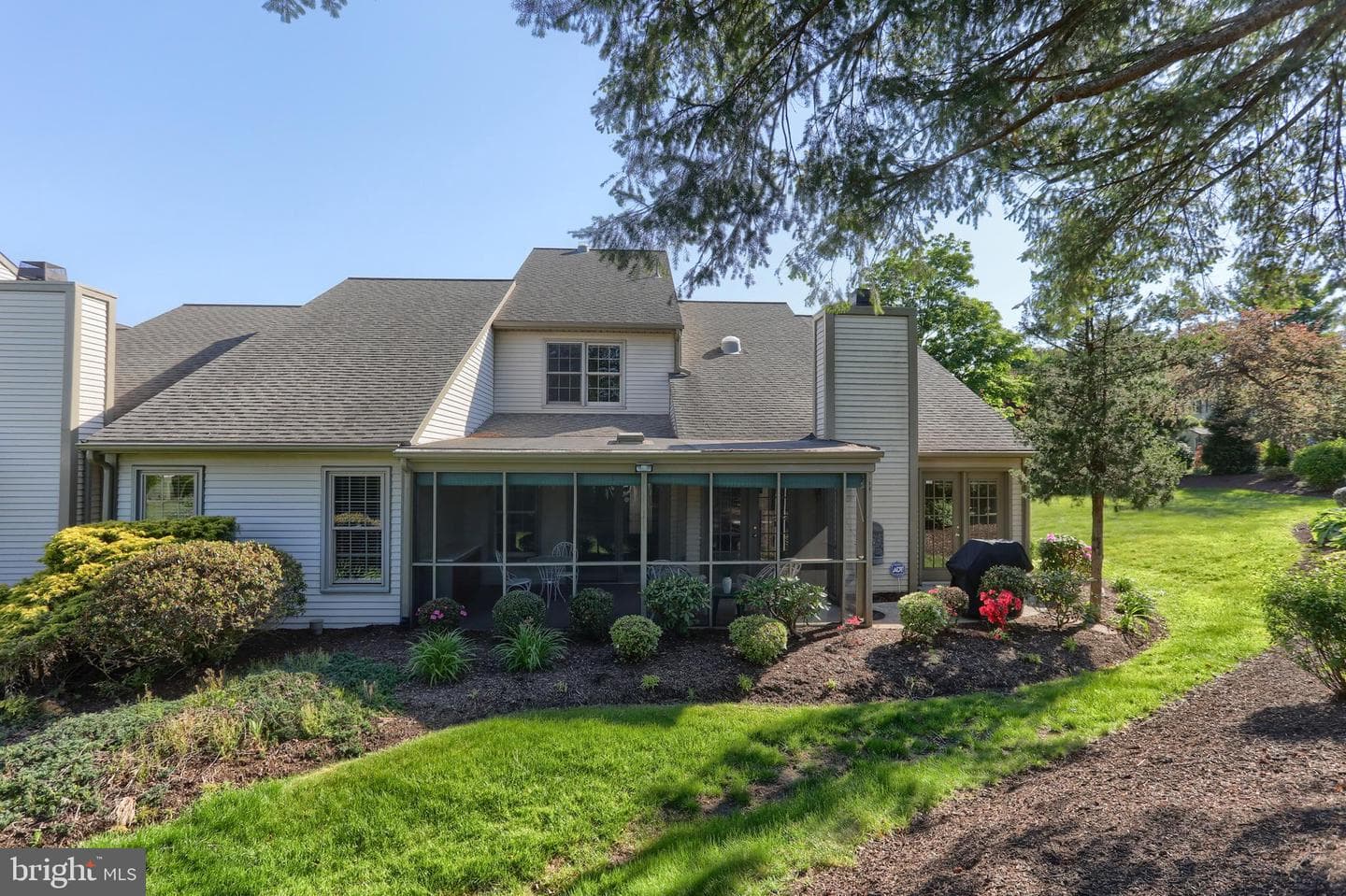 4 Cambridge Drive photo 51