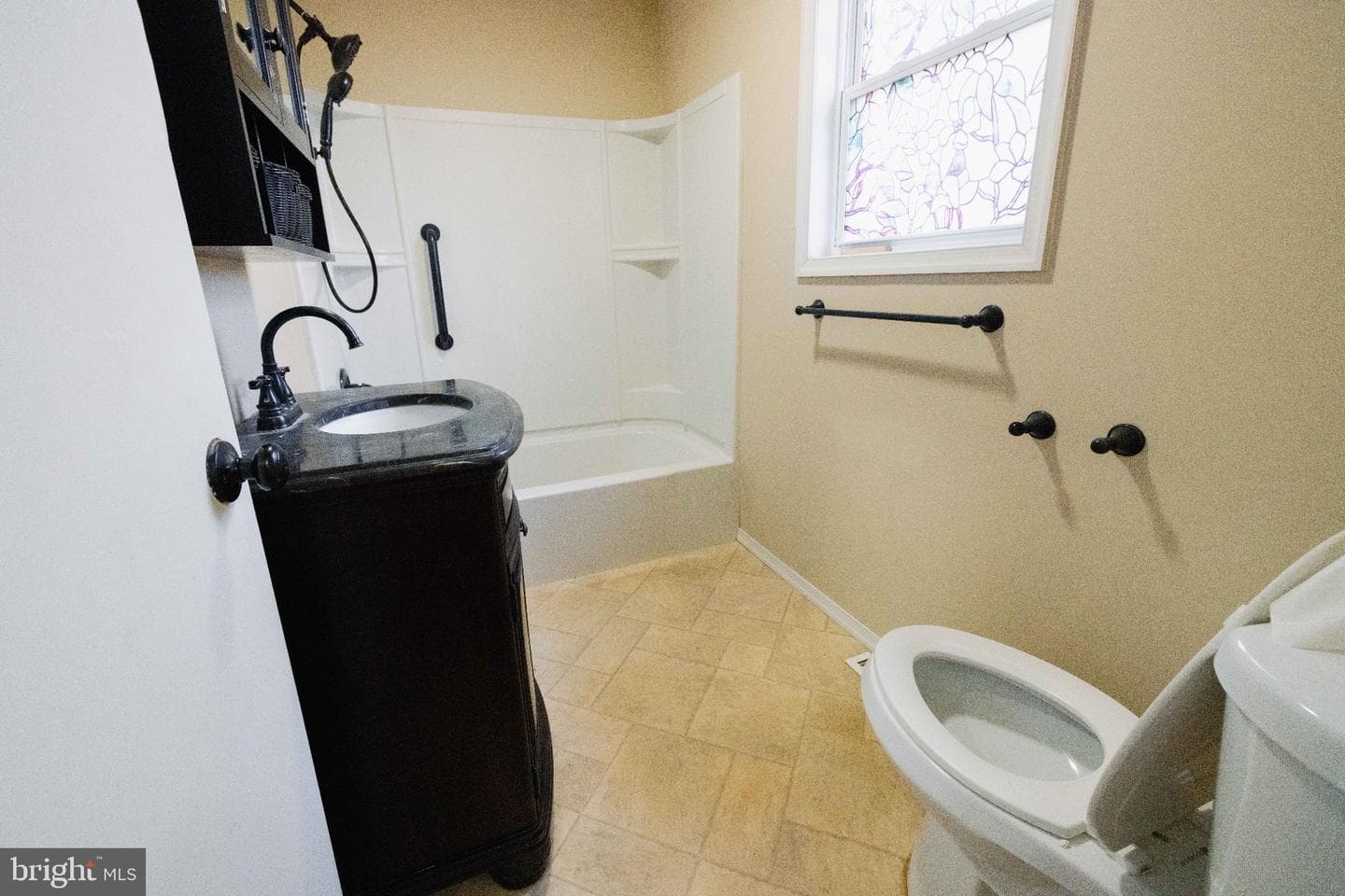 206 Beaver Road photo 9