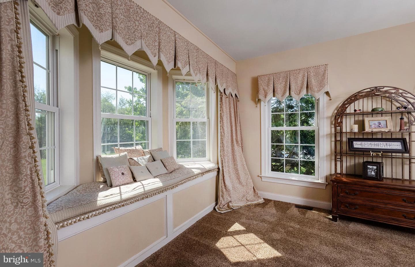 114 Crabapple Court photo 16