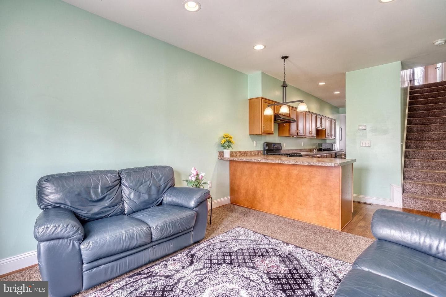 237 Hummel Street photo 10
