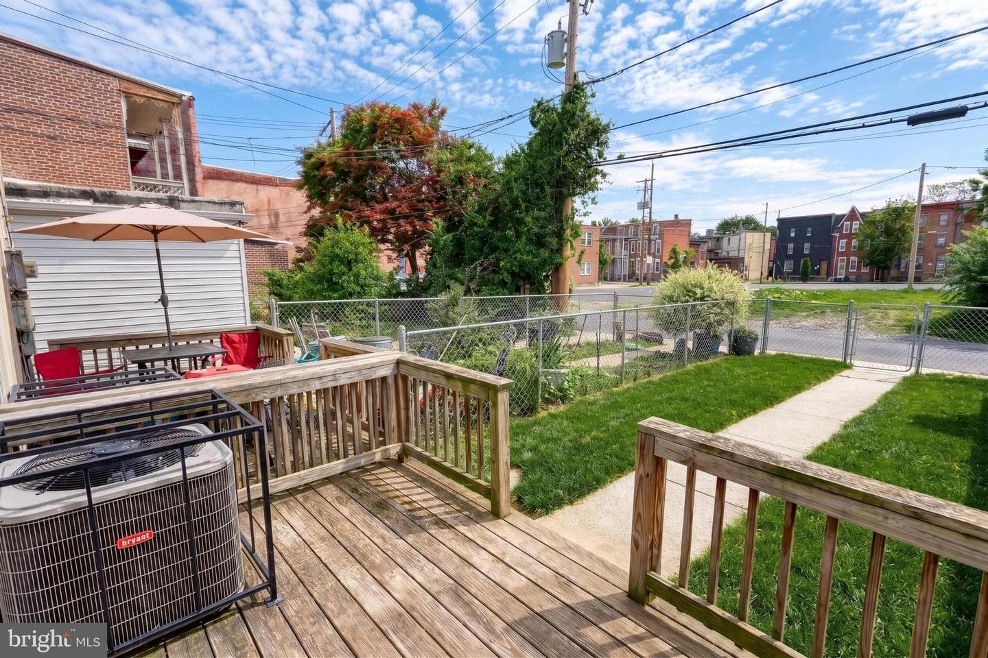 237 Hummel Street photo 31