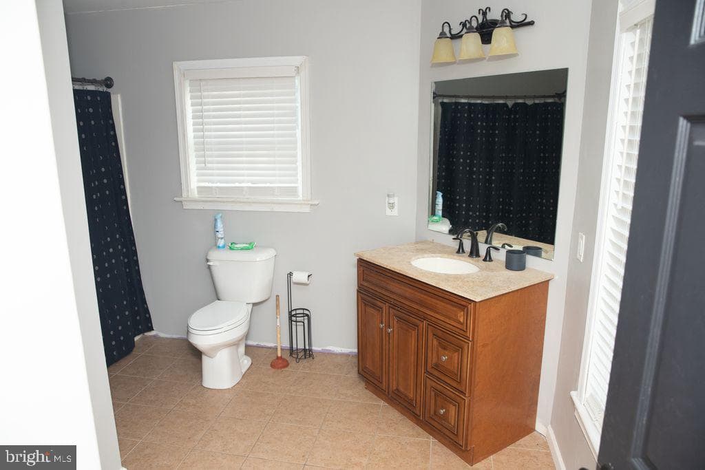 198 Valley Lane photo 12