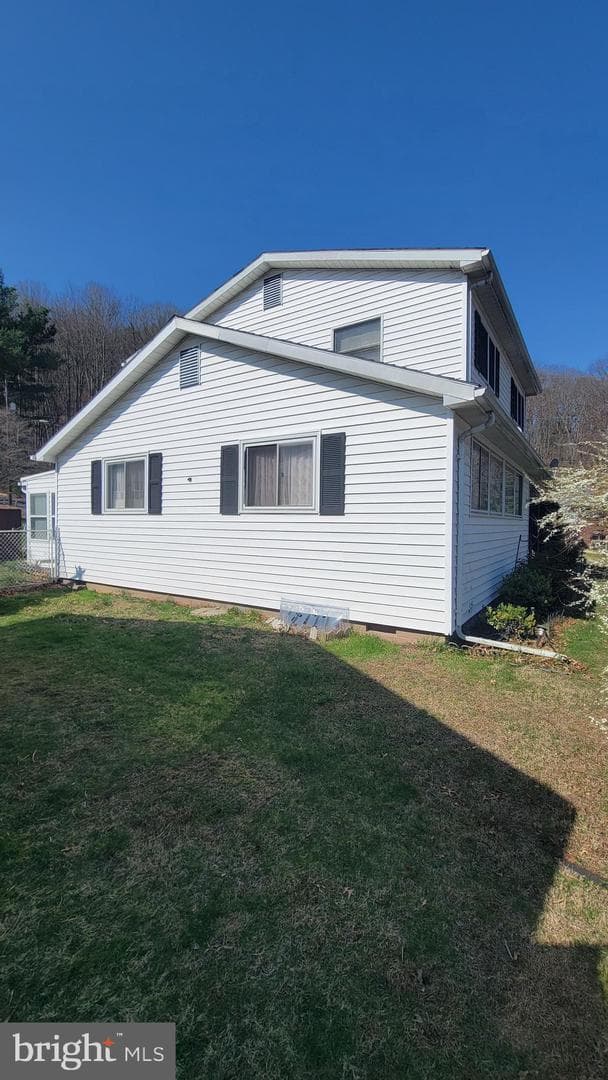 600 Parkview Road photo 2