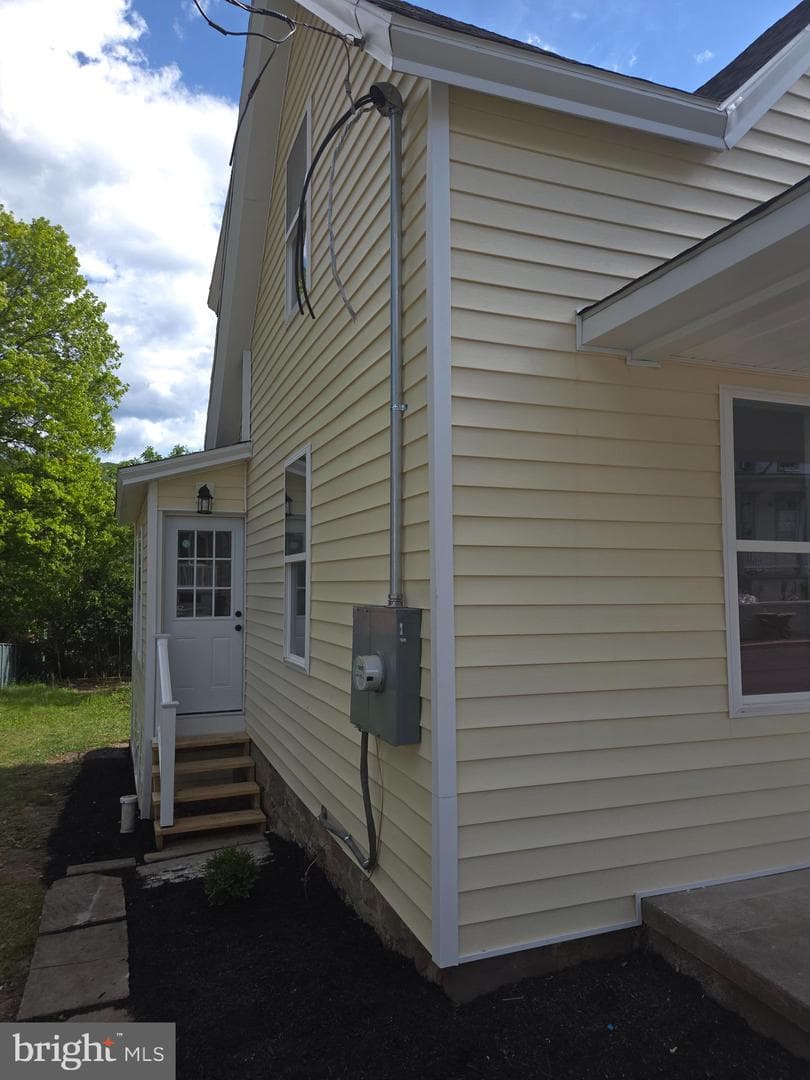 308 Vine Street photo 3