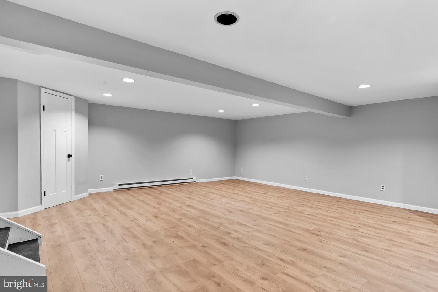 2111 Sycamore Drive photo 38