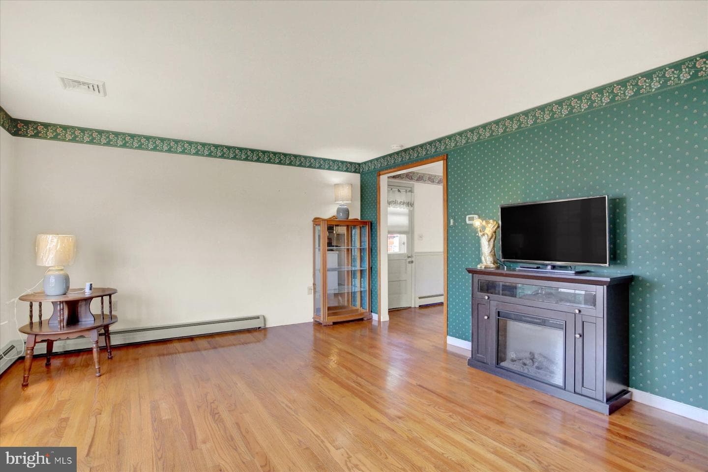326 R Street photo 9