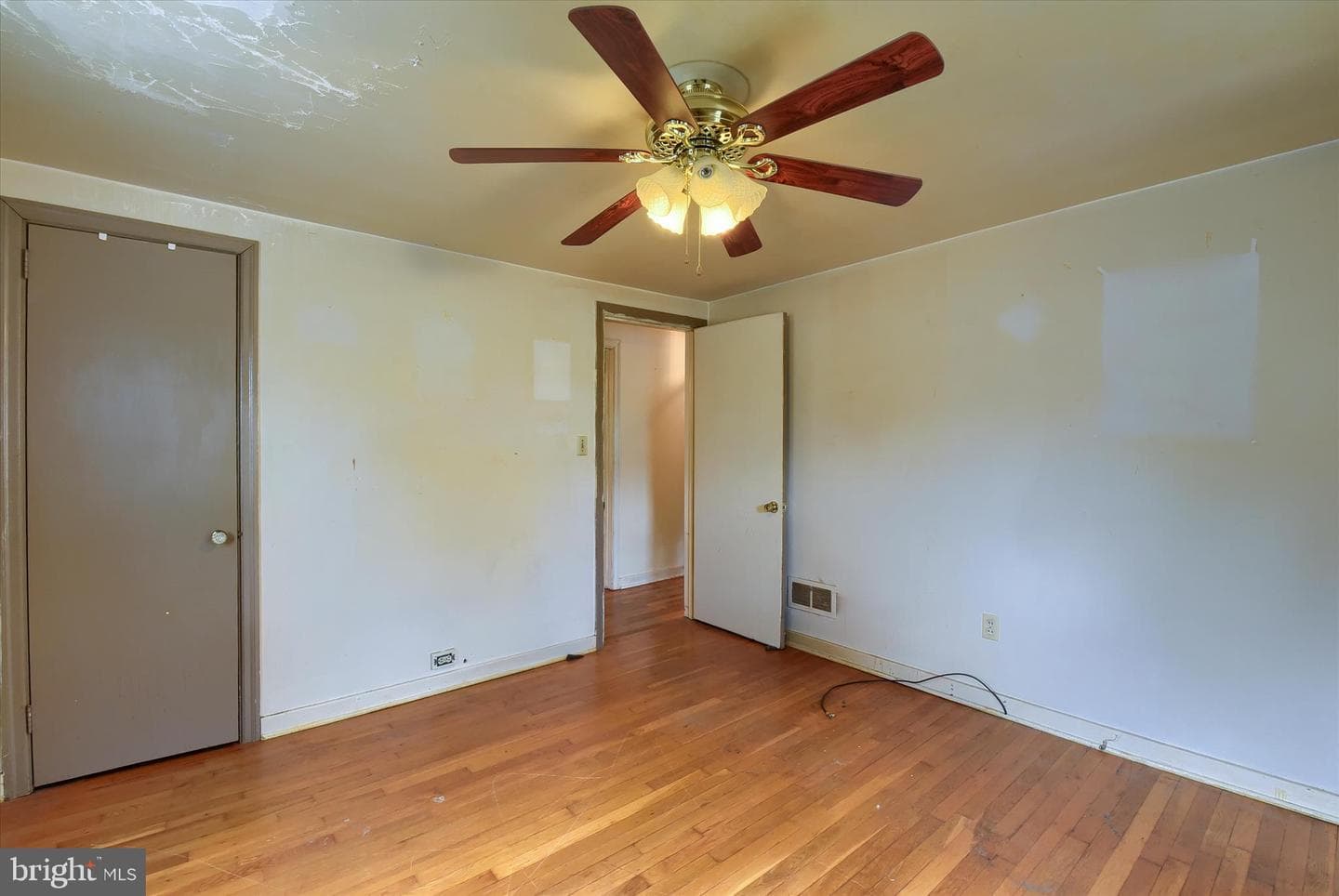 521 West Drive photo 5