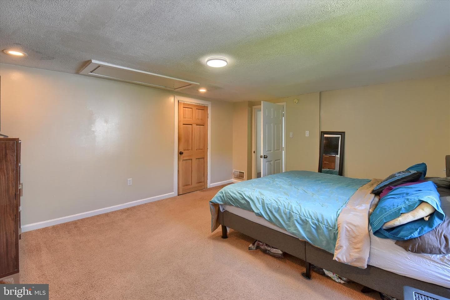 5615 River Rd photo 17