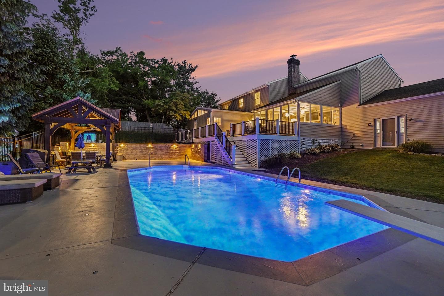 2265 Forest Hills Drive photo 4