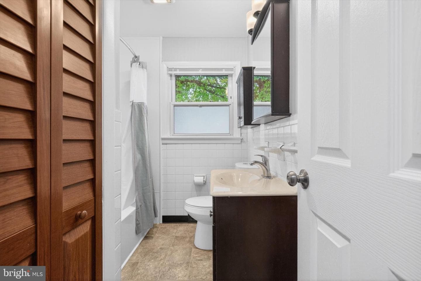 11 Berkley Drive photo 17