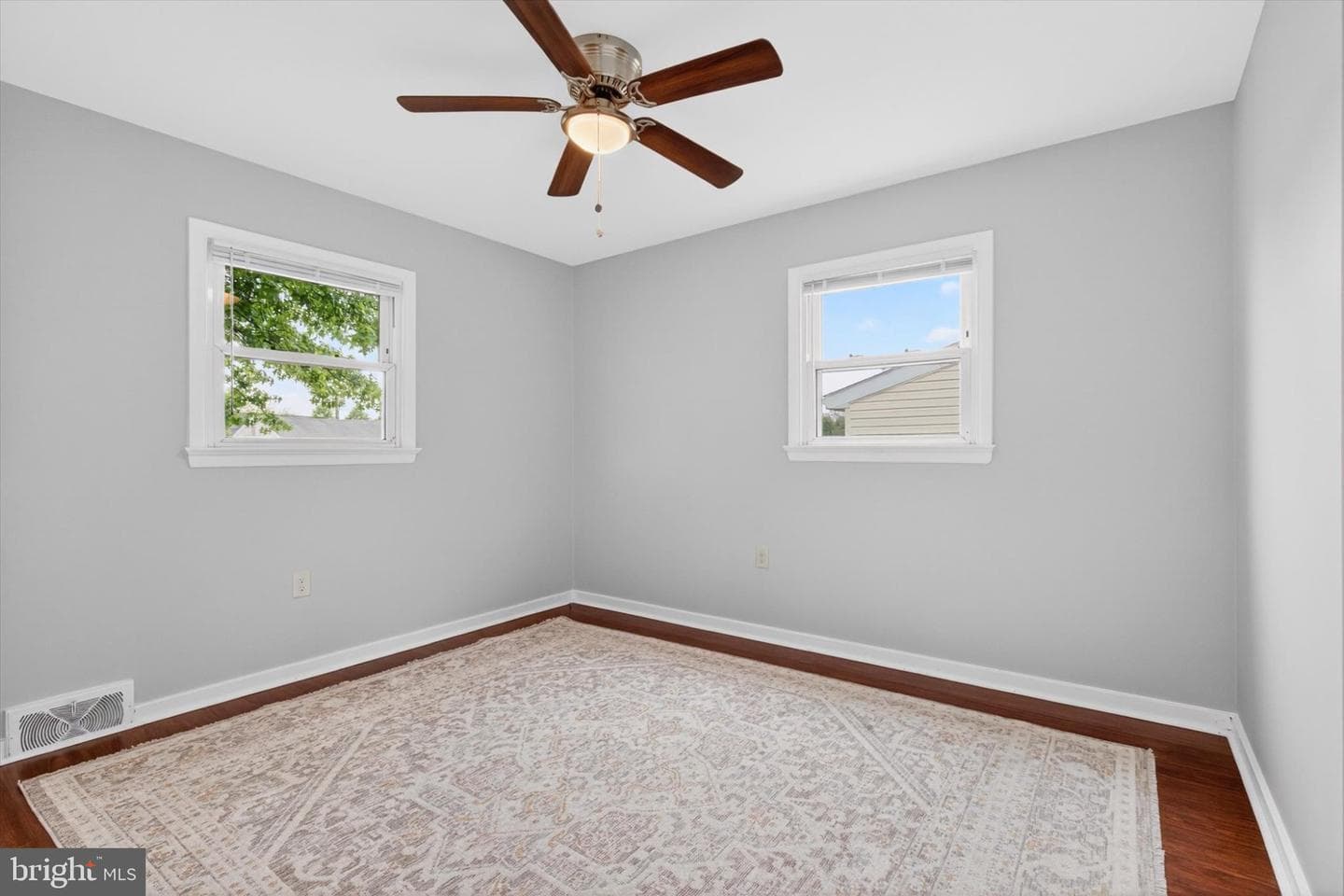 11 Berkley Drive photo 20
