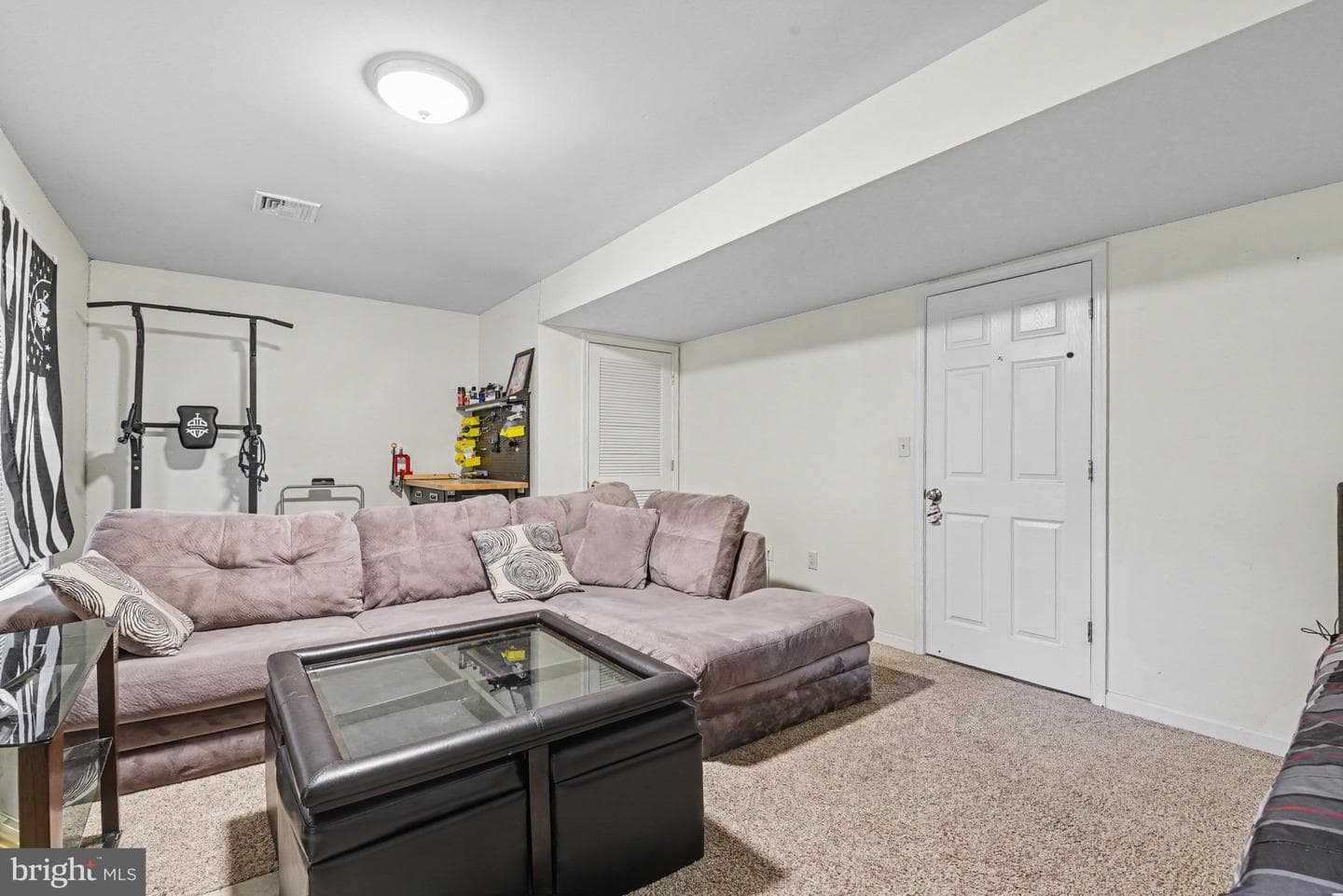 158 Mapleton Boulevard photo 12