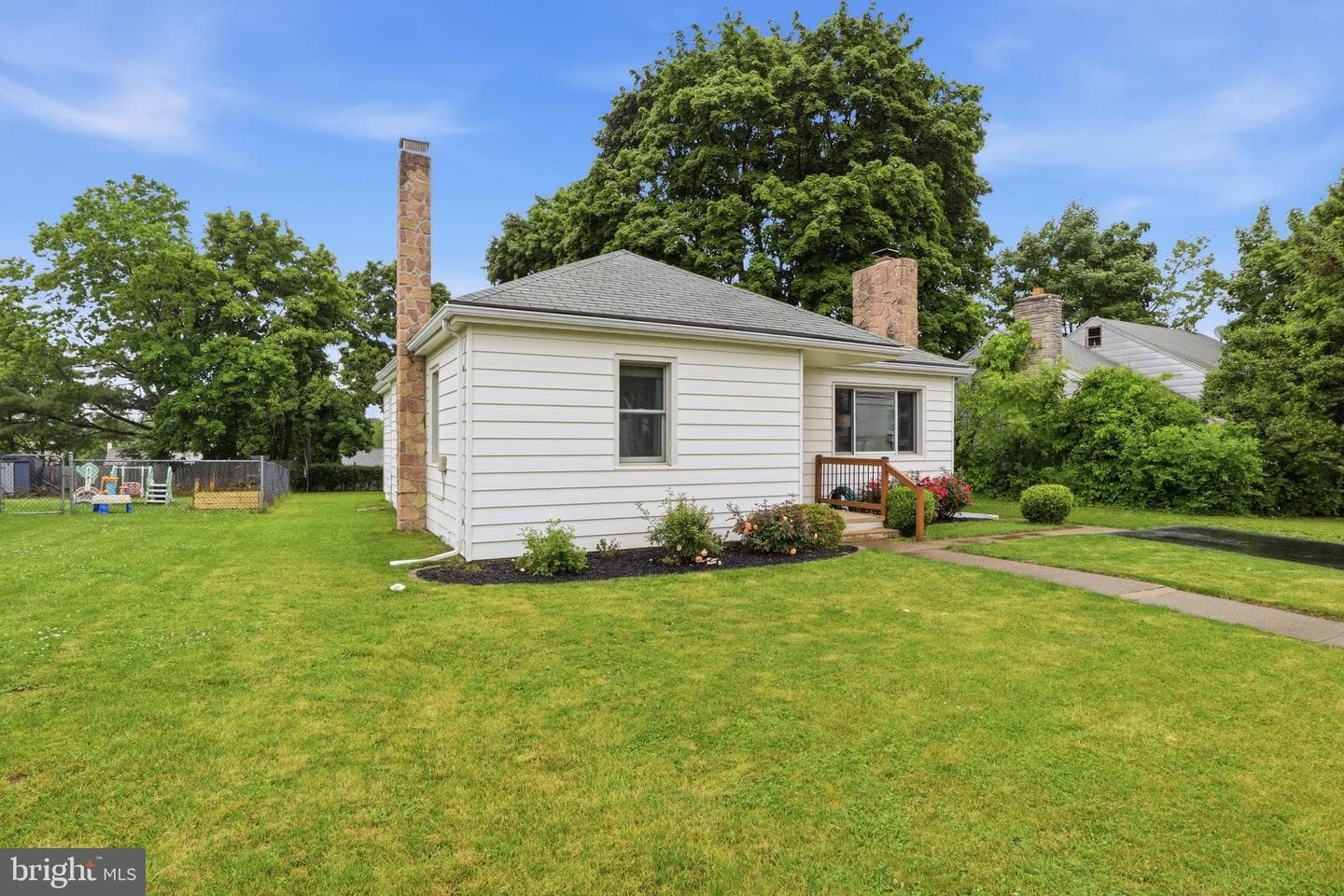 5208 Locust Lane photo 38