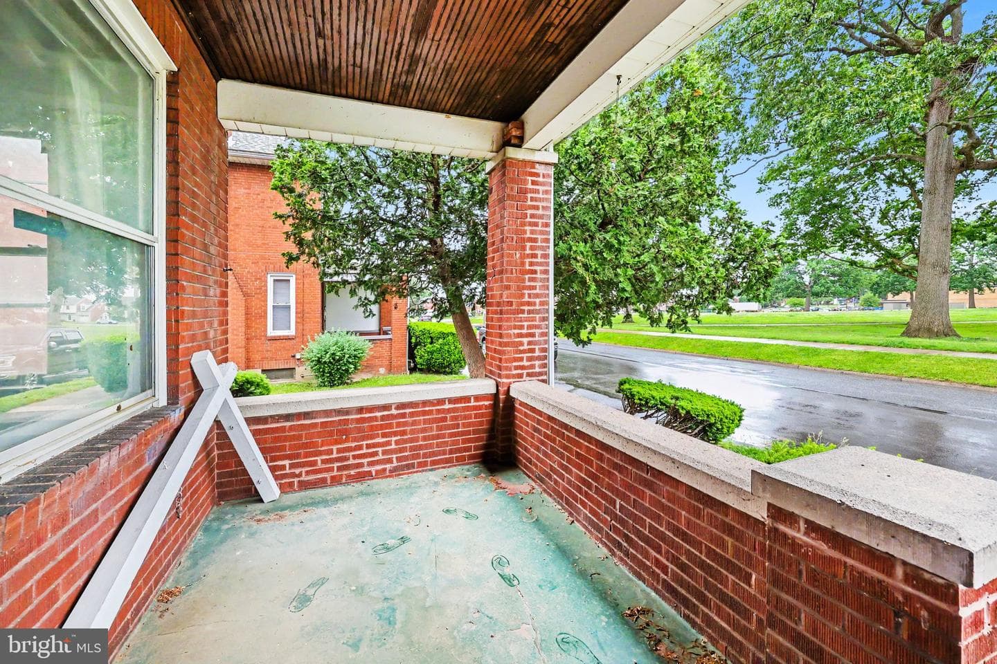 508 Graham Street photo 32