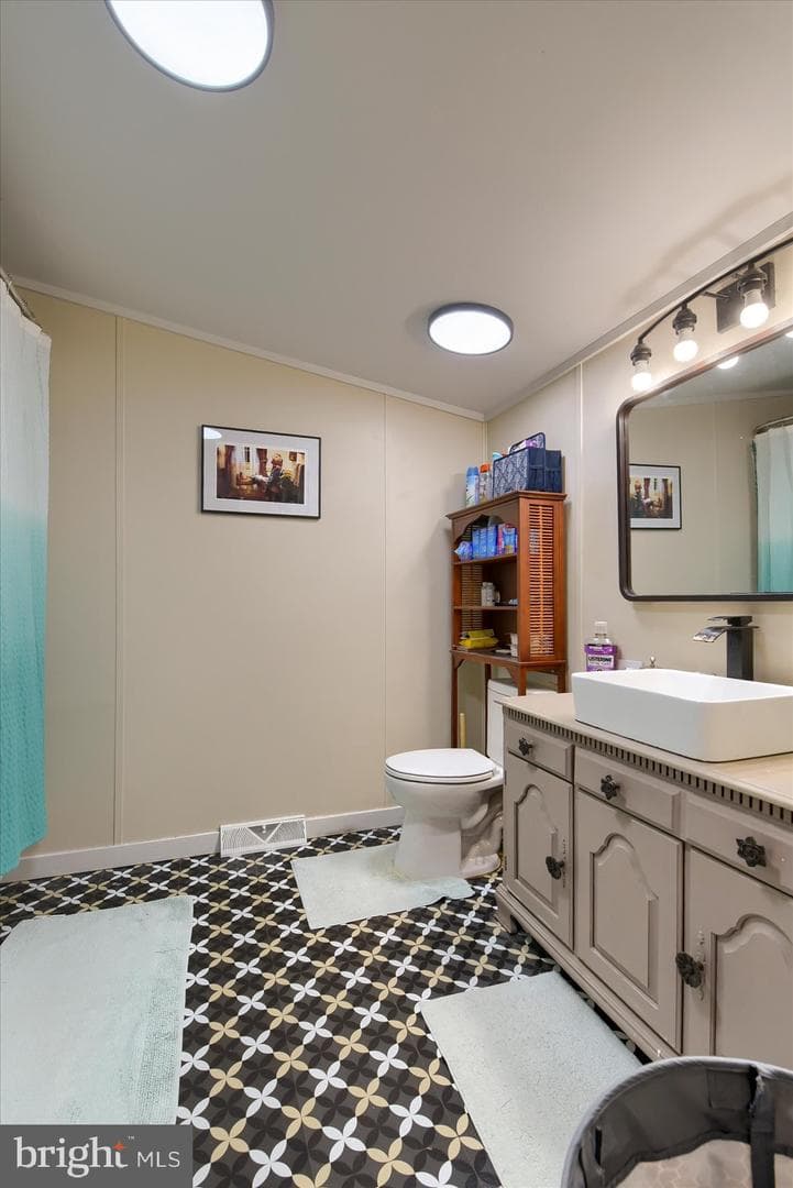 320 Caravan Ct photo 15