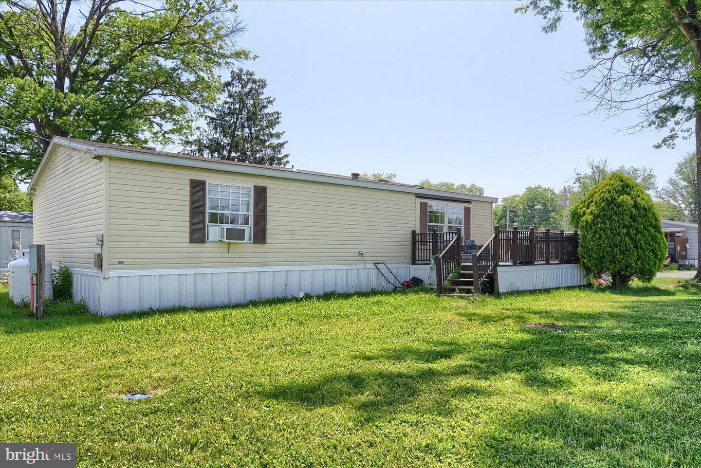 320 Caravan Ct photo 3