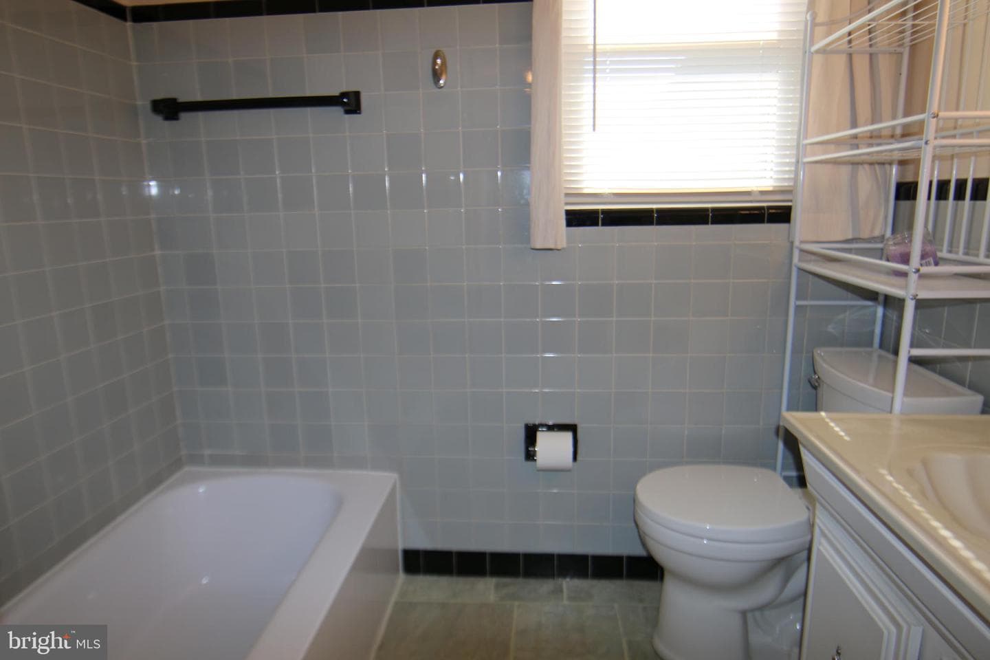 109 Carolyn Street photo 21