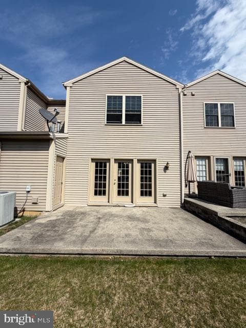 688 Stoverdale Road photo 19