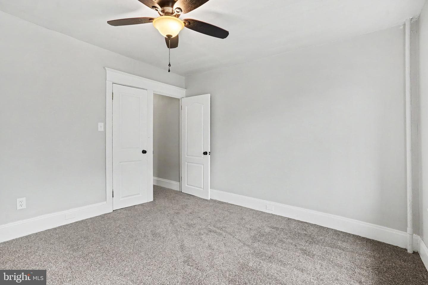 2717 Reel St photo 18